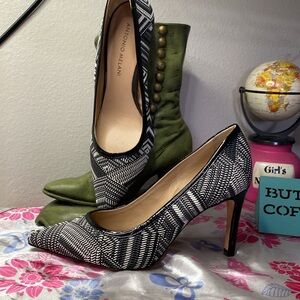Ladies shoes size 7.5